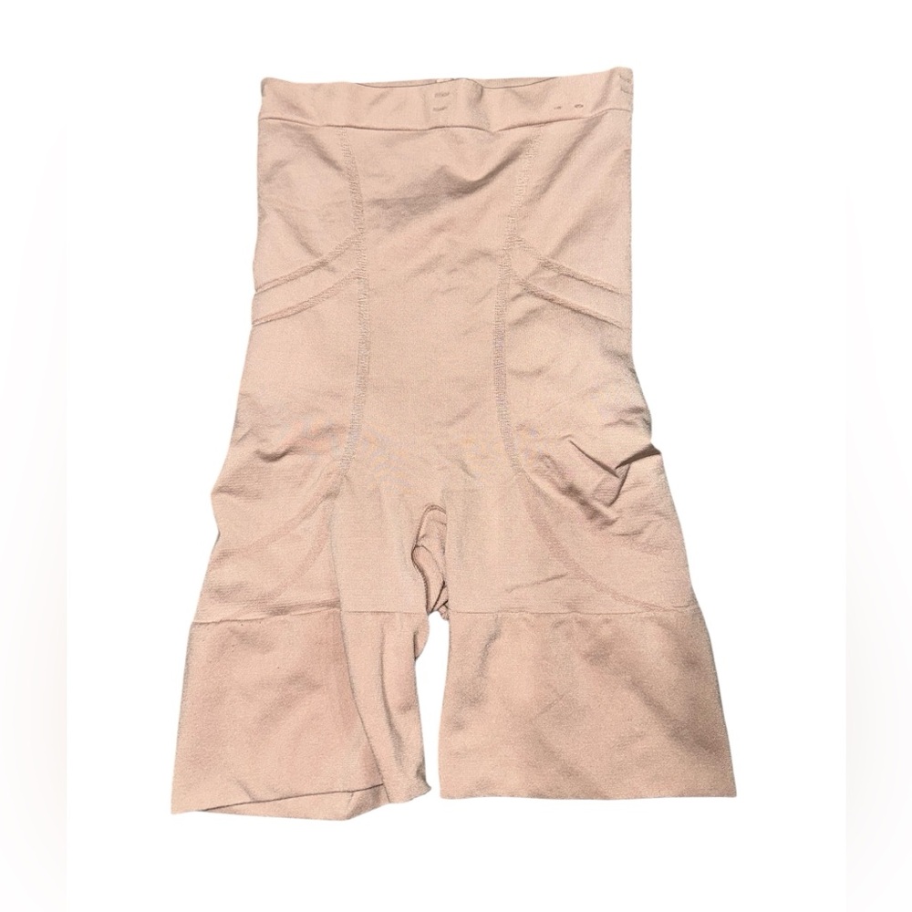 Spanx High-Waisted Slim Cognito Shaping Shorts- Large